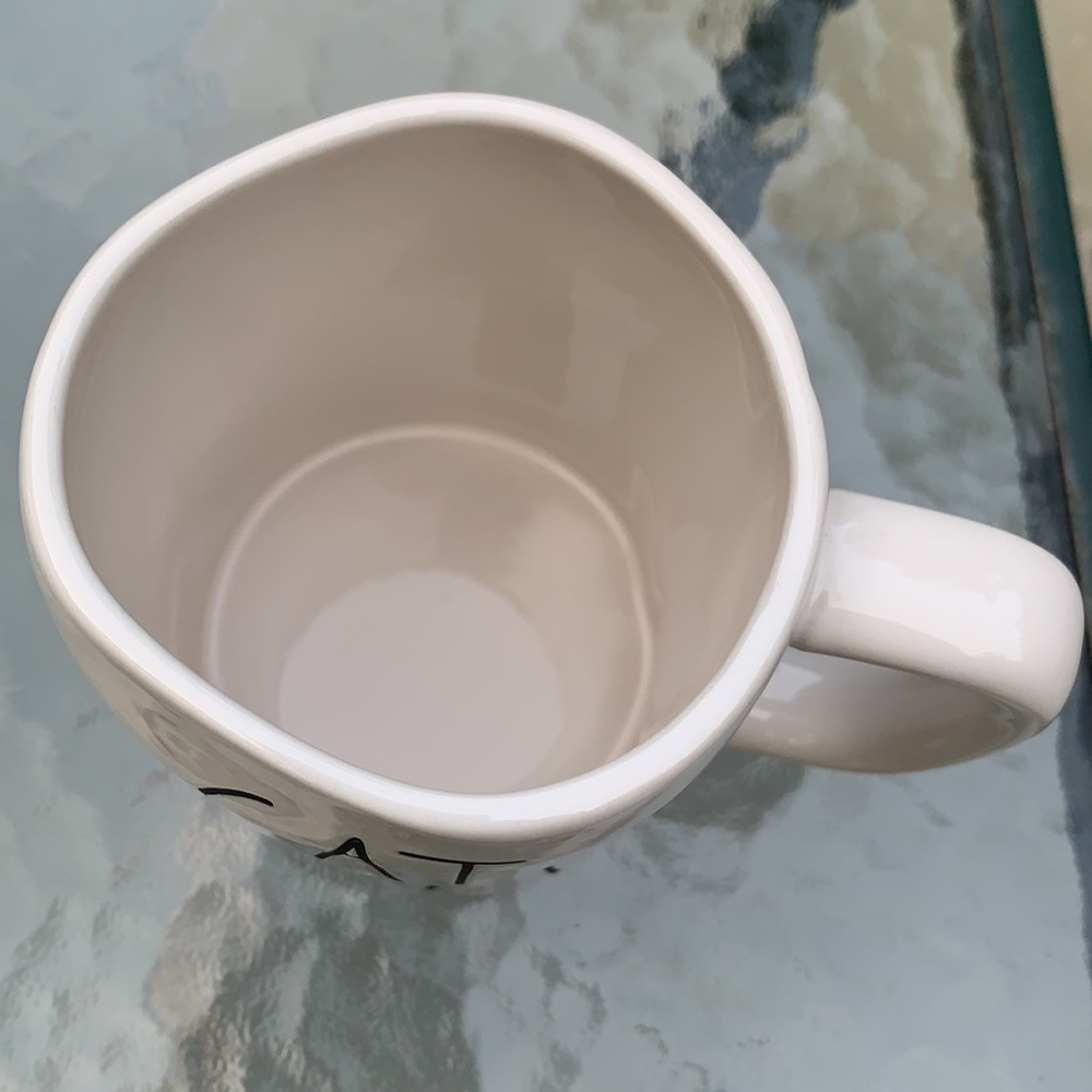 New Rae Dunn “ CAT MOM “ Coffee Mug - Picture 5 of 5